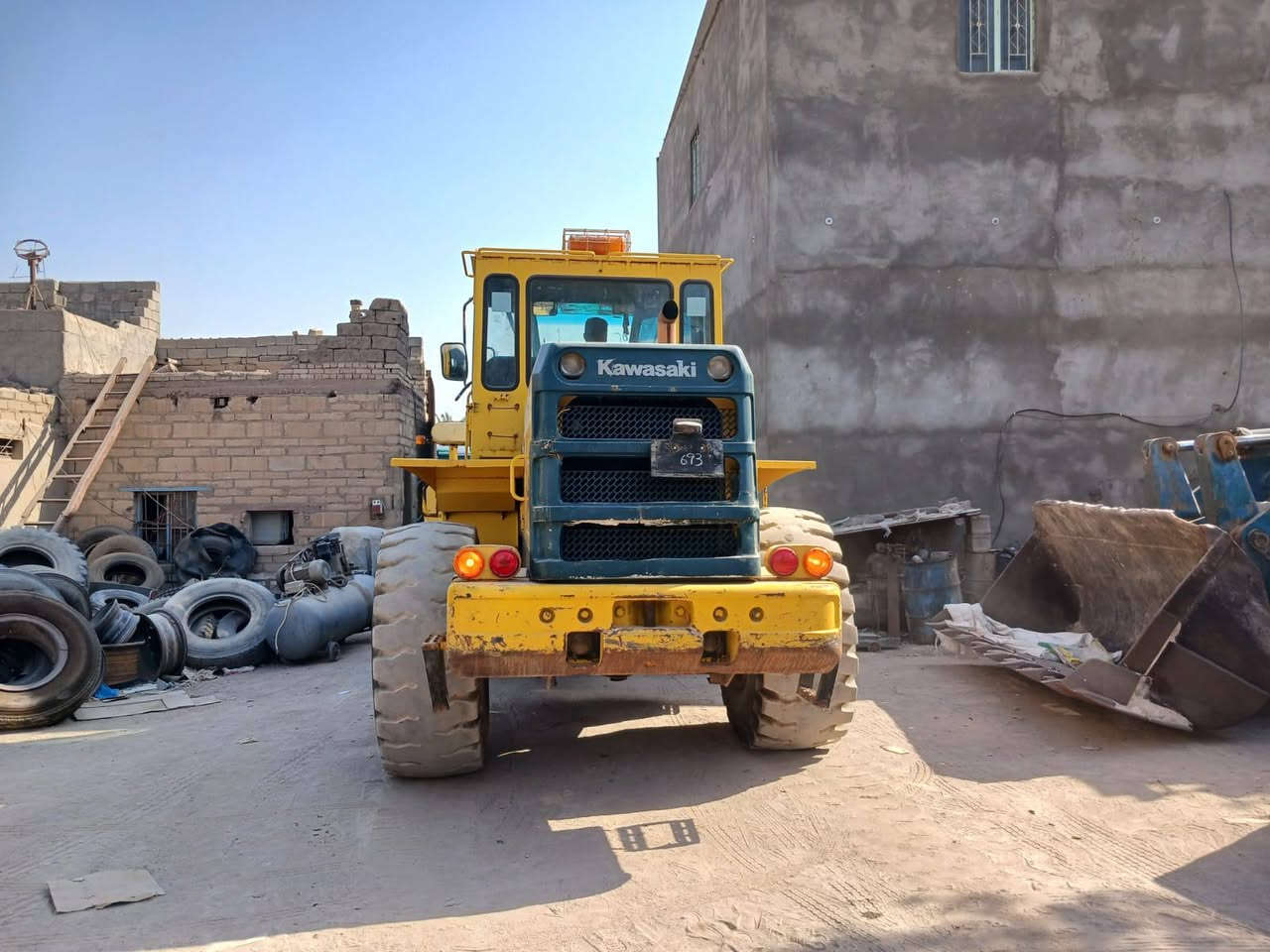 سلام عليكم شفل 85دخول جديد بسمي مامشتقل تخم تاير شرط عله وضع شركه بلاد ***********
