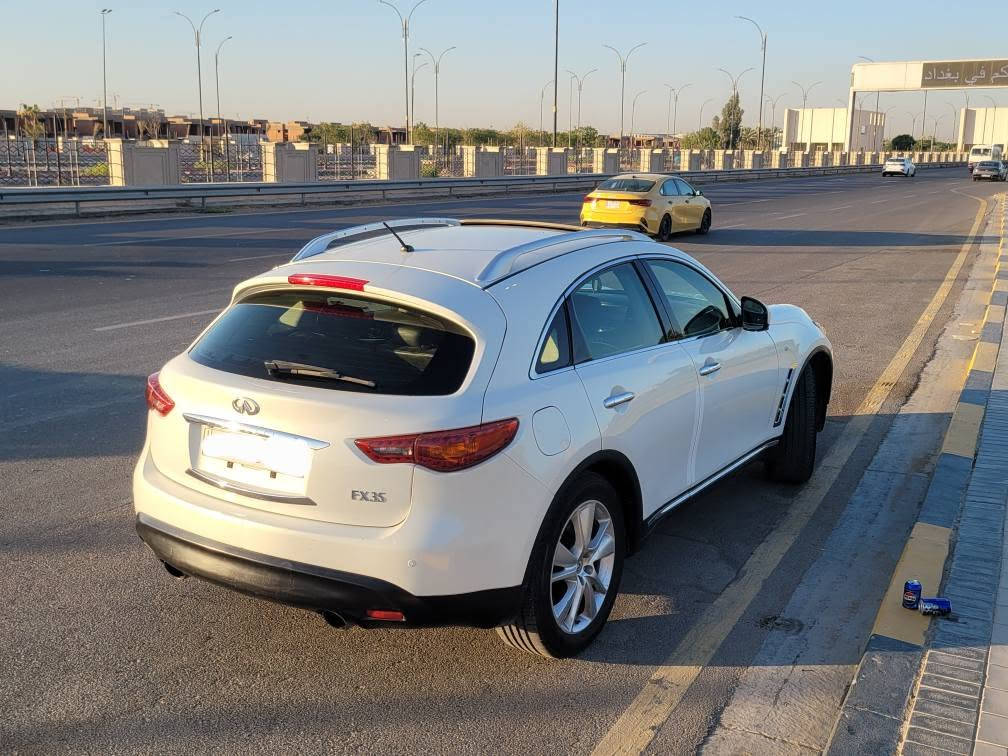 ﷽

‏INFINITI FX35 2012

أنفنيتي FX35 موديل 2012

فول مواصفات

--------------------------------------

مكان🌆:بغداد                 

تليفون☎️: ***********

--------------------------------------

محرك V6 سته سلندر 3.5

  محرك جديد طابوكة 

بدون صوت بدون صرف بدون خلل بشرط فحص

--------------------------------------

سيارة بيها فقط بارد بدون صبغ  مثل مموضح بالسونار 

--------------------------------------

مواصفات

{{ بصمة - سلايت - ستيرن كهرباء  - شاشة - كشنات جلد - كشنات تتفيئة و تبريد - كشنات كهرباء - فورميكا - تبريد مركزي - كاميرات - بلاجكتور - ڤوليوم - تحديد سرعة - بعد }}

--------------------------------------
تخم تاير جديد

سنوية و رقم جديد سنوي بأسمي تحويل 
غرامة بشرط والهزمة بعدها منافذة

*********** بغداد, العراق
