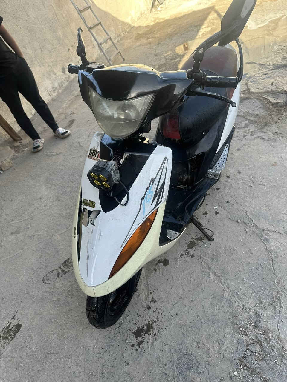 سلام عليكم شباب ماكس عدله لبيع دراجه جانت شغاله فجه طفت ونتركت بعد صاره بل شهر متروكه  دراجه كلش حلوه بوشه ٥٥ دراجه كربيات شغالات سعر٢٥٠بيه مجال عنوان بغداد البياع ***********
