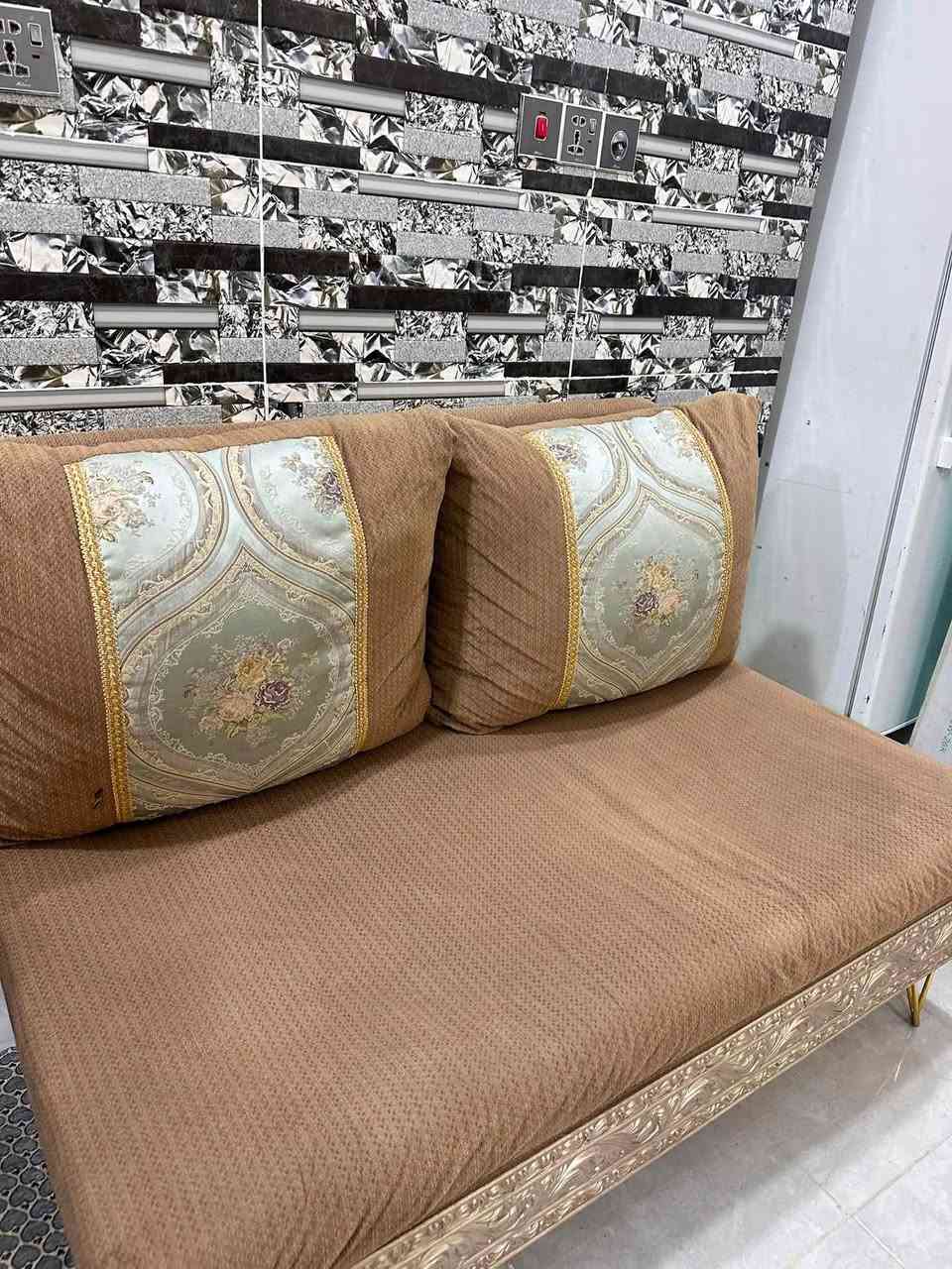 بيع قنفات تركي عريض اصلي بيع مستعجل سعر 200 نجف حي ميسان


**إذا كنت صاحب هذا الإعلان وتريد حذفه لأي سبب، رجاءا أرسل رسالة إلى الدعم الفني**