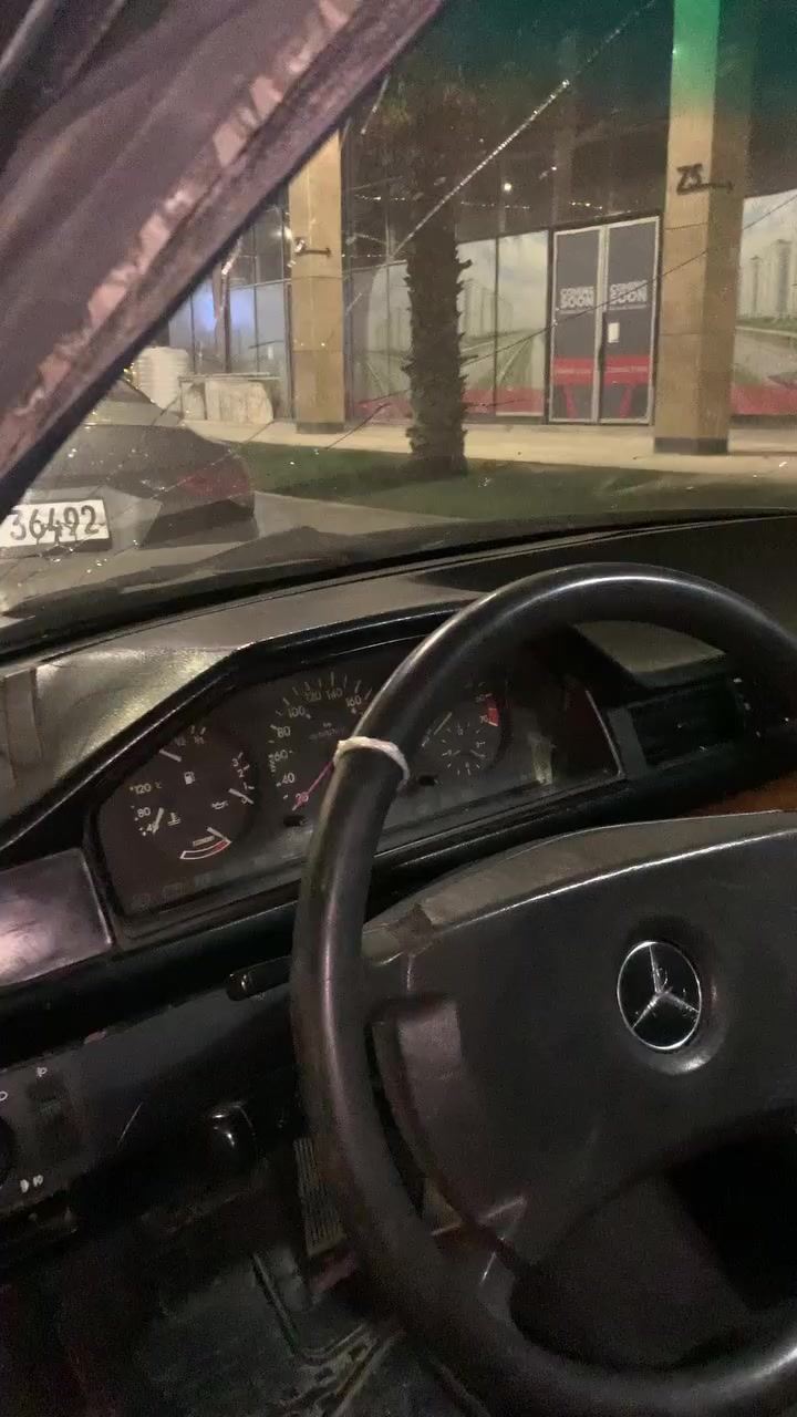 جؤري سه ياره / مارسيدزحه جم ٣٠٠s مه رغوب📦 سه نه وي ئه سلي به شه رت ئه وه لياتو موسو برا وه ش به شه رت گيرو مه كينه ئه رنه ب 2500مه كينه ي Vvti ئه رنه ب مه رغوب مؤديل / ٩٠ فول فول  ماشه الله له قوه تو هه ستاني ره نگ ره ش  لايت زينؤن عه ده سه قفل مه ركه زي ABC كامل سيرفزي ده ره جه يه ك گه رميو كاره باي كامل مه زبوت تاقم تايه ويلي بيلاد لؤك  پشو بشتي تازه داگيرا وه  پشتو پيشو شاني كه پسه  حاسيبه  ئه وه ليات موسو براوه به شه رت 30 مه جالي كه م ژماره ***********
