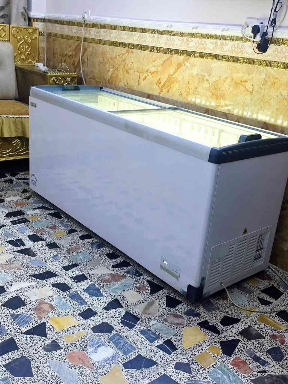عارضات للبيع عدد 5 اخوات شكل واحد ايكور الاصلي التركي ماداخلات تصليح نضافة 100/100 + مجمدة طول متر و85 مال لحوم نضافة 100/100 ايكور الاصلي مكاني بغداد للاستفسار الاتصال علا الرقم ***********
