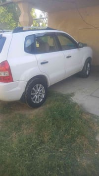 موديل ١٠ سيارة جديدة ماشيه ١٨٢ حقيقه  محرك وكير شرط داخلهه احلى من خار...