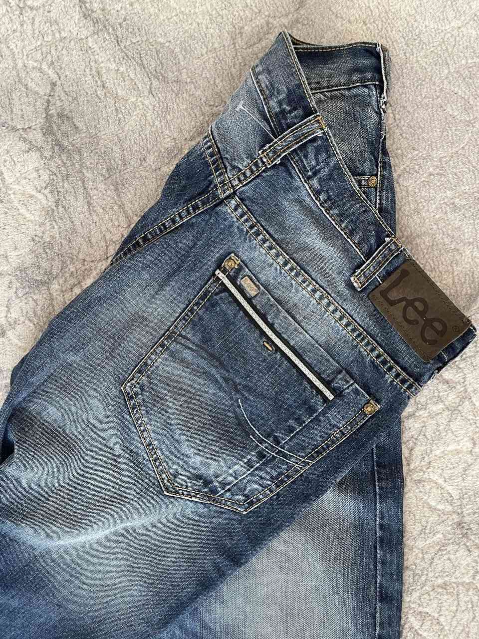 🔥سيت روعة اصلي    💯
 🔹سعر: ٥٨ توصيل مجاني

كابوي : LEE 
تيشيرت: H&M 

🔹قياس: 34 كصه عدله
تيشيرت حجري قالب ريكرلار S  
🔹جديد ما ملبوس  
 🔹لون:كما موضح بالصورة 

🔹توصيل موجود لكافة المحافظات


**إذا كنت صاحب هذا الإعلان وتريد حذفه لأي سبب، رجاءا أرسل رسالة إلى الدعم الفني**