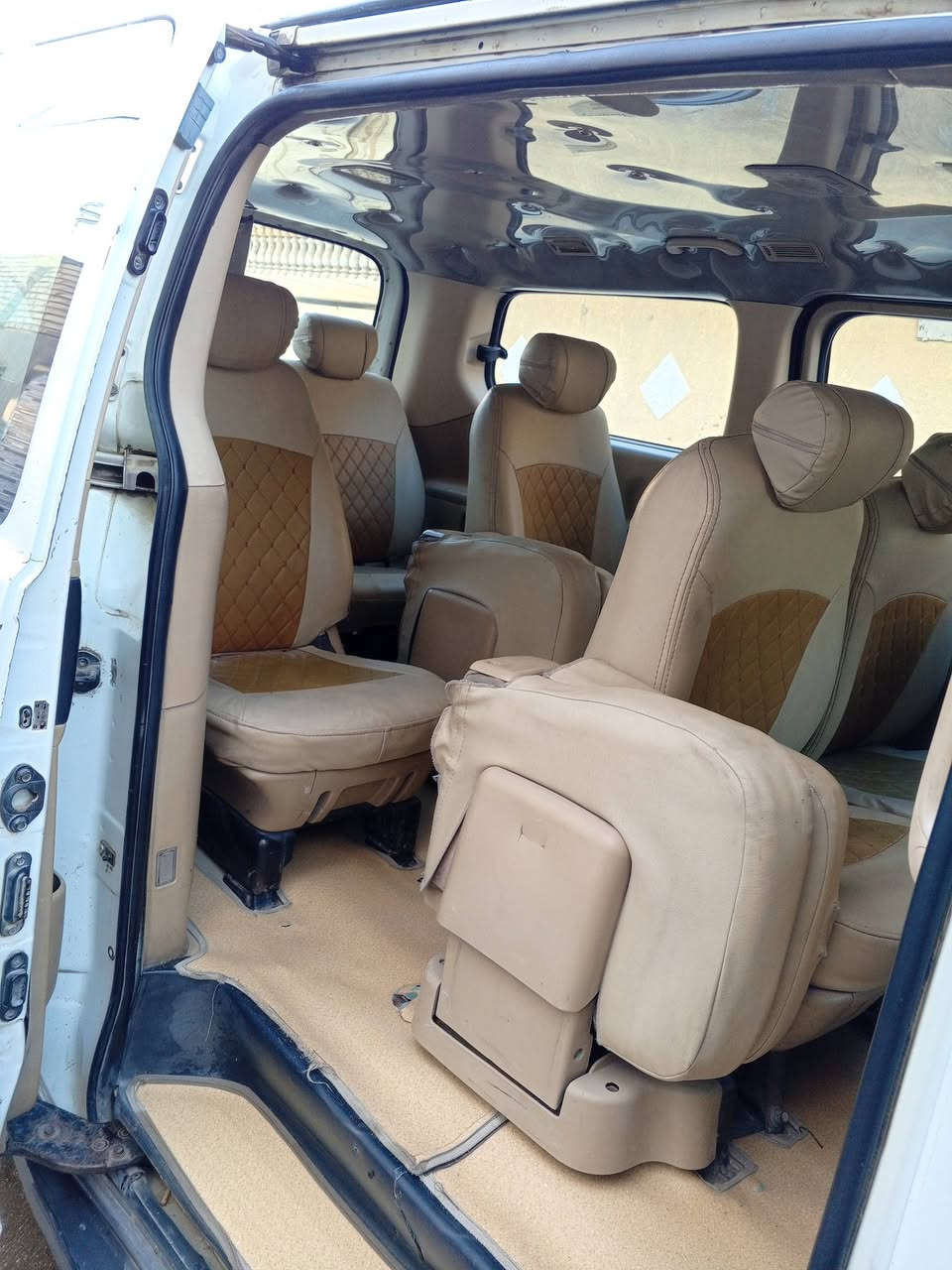 السلام عليكم ستاركس موديل 2009 رقم تجف ألماني مفتوح محوره مسكر ماكينه 7سياره مكفوله كفاله ماعده جاملغ المامي مبدل تبريد شغال تخم تاير حداديه جديدة غرفه جديدة مصغرة هيه ضريبه ومرور مكان بابل القاسم وهاذه رقمي***********
