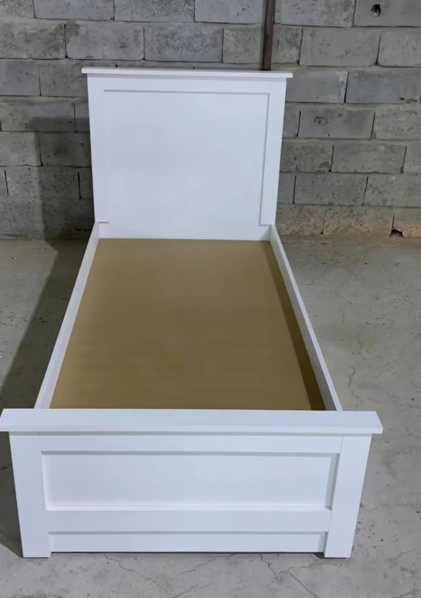عرض خاص أصحاب شقق B7
اثث شقتك بالكامل وهديتك من عدنا ميز بلازمة فاخر
غرف نوم زوجية
غرف نوم شبابي
فصال غرف صاج
كاونترات
تخم او ديوان
جزامات
منادر نفرين او نفر طبي او عادي
النقل والشد مجاني اي استفسار *********** واتساب
العنوان بسمايا الشارع العام مقابل جسر مشات قرب عوينات الكرم معرض الماسة
