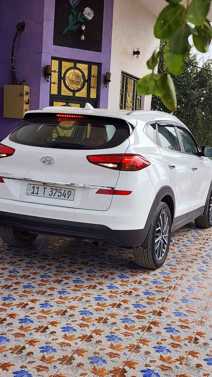 توسان خليجي موديل 2020
شركه الكاصد  فول عده البنراما 
رقم بغداد بأسمي 
السياره مكفوله من الصبغ والتبديل ولفتح 
محرك كير ع شركه
السعر 188 وبيهه مجال بصيط 
مكان السياره بغداد اليوسفيه 
***********
***********
