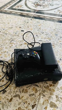 اكس بوكس 360 بيه اكثر من 200 لعبه  ب100 مكاني بغداد بلديات 07727214063