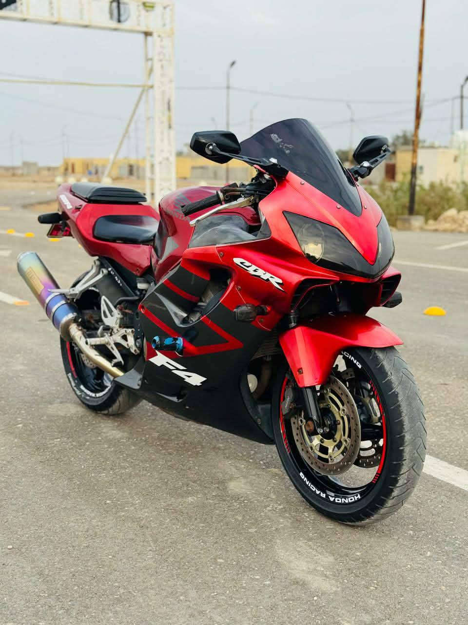 سلام عليكم
افوراي البيع دراجه خير من الله
احله من صوره ماشيه ٣١ مكفوله اورق موجوده
مكان الديوانيه قضاء البدير السعر ب ٣٤ بيه مجال
رقم ***********
