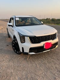 سورنتو • ٢٠٢٥ • ماشيه ٣٠٠٠٠