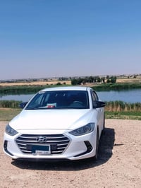 اڤانتي 2018 خليج بيها بابين تبديل بدون دواخل وبدون ايرباك والباقي كفال...