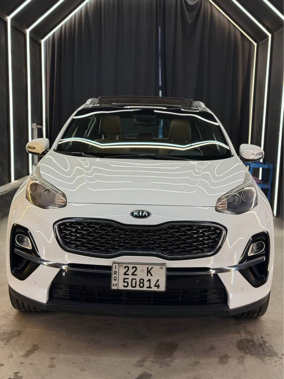 فوق الفول مواصفات VIP 

تحفه زيرووووووووو بعدهه بفلين الشركه

 خليجيه 2020 كفاله حتى من الزلغ
مواصفات فول الفول 1/1
اخت الزيرو جديده جدآ جدآ جدآ 
ماشيه 30 كم حقيقي شرط الفحص

كيا سبورتج 2020 خليجيه كفاله عامه من كلشي من الضربه والصبغ والشخوط والزلوغ والرصعات
ماشيه 30 كم رقم وسنويه وهزه جديد و بأسمي لغاية 2030

🛑مكانهه بغداد 
🛑رقم صاحب السياره
***********
🛑السعر (علق و يأتيك برساله خاصه)

🛑المواصفات :-

2-بصمه ابواب وصندوك وتشغيل
3- سقف بنوراما
4-صندوك كهرباء ذكي يفتح عند الاقتراب من الصندوك تلقائياً
5-شاحن واير لس
6 - هاند بريك دكمه
5- شاشة نفكيشن بلاديه
6-كشن جلد مشمشي بلادي
7-مري جانبيه قلاب مع البك+ إشارة بالمري
8-اوتو هيلد
9- 4رادارات
11- تدفئة بالستيرن + استيرن اخياط
12-سماعات دمام امامي وخلفي
13 صدر امامي خلفي شركة جديد    
14- توزيع فولتيه 
15- نظام جي بي اس مال خرائط
16-هارد خزن 
17-مكينه 4سلندر 2000دوش
  كير 6نمر
18- حساسات خلفيه بلاد+حساسات امامية بلادي
19-- تبريد قطعتين اوتو منفصل التحكم تبريد مناخي
20-شاشه جبيره 
21-لد لكزز مشفر نهاري بلادي زنون 
22-رادار جانبي النقطه العمياء
23-مانع انزلاق
24-نظام انحدار
25- كتابة دوسات سبورتج بلادي
26-بردات خلفيه بلاديه 
27-حساس اطارات ((رقمي ))مع التنبيه بالنخفاض ورتفاع الهواء
28-شاشه قراءة العطلات بدشبول نظام حديث
29-حاجب لد نهاري
30-بك لايت لد ليزري 
31-بجم زينون عالي وناصي زنون مع كشافات عدد 2
32-نظام درايف مود قيادة 3 اوضاع
33-تحكم ستيرن فول 4جهات
34-دشبول لونين مطعم صاج
35-جام اوتو جهتين
36-كشنات كهرباء
37-داخل جلد 
38-ويل كب 19دعايه الشركه الشكل نجمة
39-قياده 
40-نظام Wifi انترنيت
41-نظام التكلم مع السياره
42-بلوتوث مع اوكس ومدخل 
43-نظام ترحيب عند التشغيل ولطفاء
44-يدات نيكل مع الاناره
46-ترايش بالقماره اصليه
47-نظامCLIMATE لتنقية الهواء
48-مرايه عاكسه لضوء مع بوصله
49- برده خلفية مال شركة بغداد, العراق
