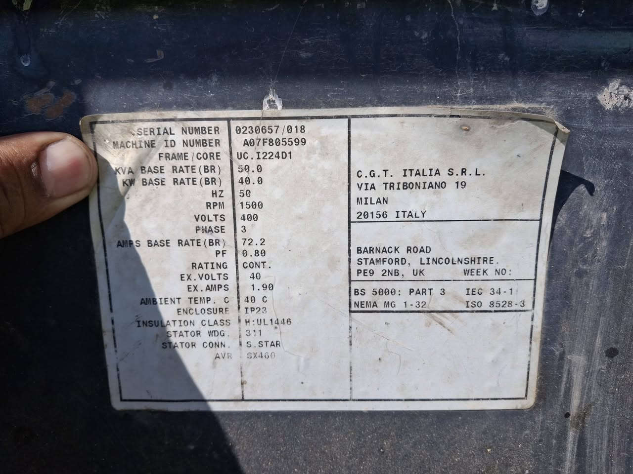 مولد افيكو 50كيفي مكينا 4سلندر كاتم بلادي مولد  شغال كلشي مابي 
السعر ٣٢ ورقه مكاني بعقوبه
***********
