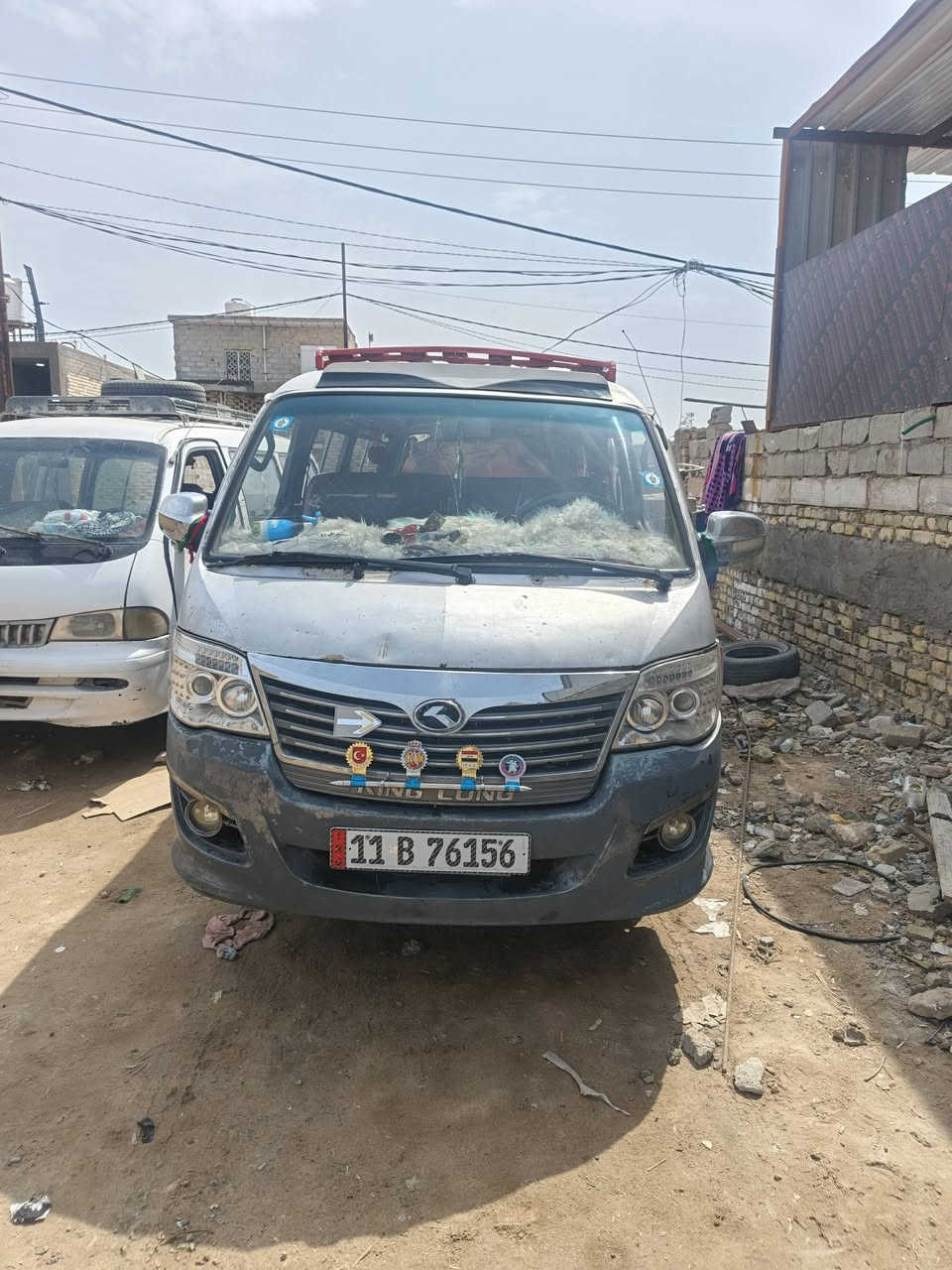 سلام عليكم كيه فتون مديل 12 سنويه 28 وبسمي سياره مكينه ونجي وكير واكسن جدد حداديه نص عمر مصفره هيئه وغرامات دوشمه ستوني مدوشمه  سياره جاهزه مجهزه سعر 65  رقم الهاتف***********
