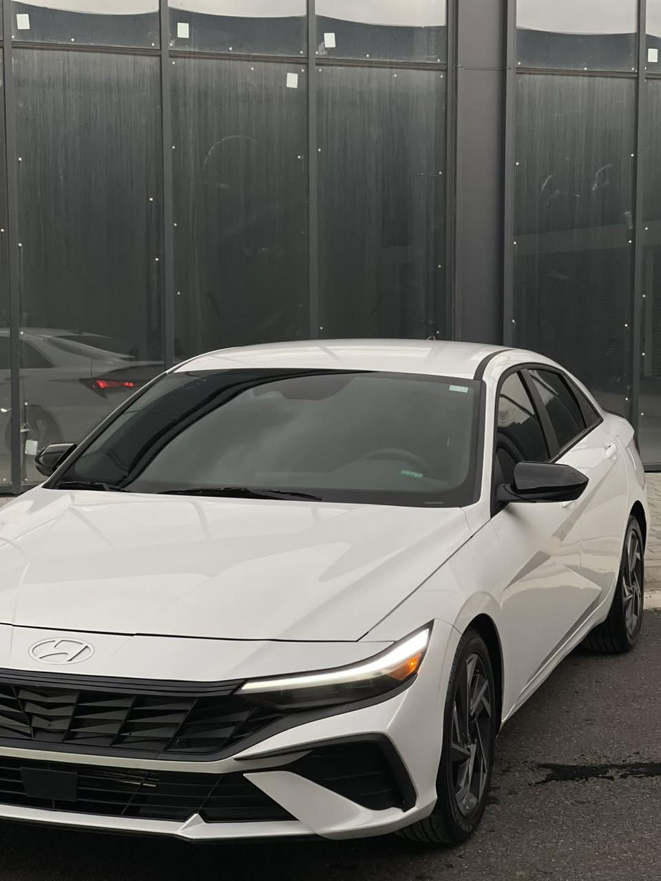 Hyundai Elantra sel sport 2025 
9000ML
***********
