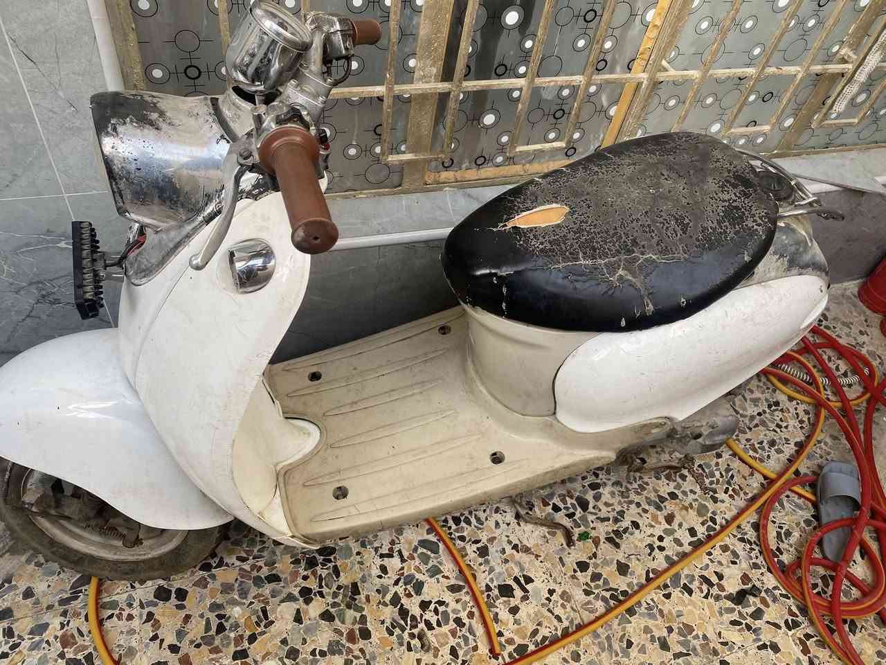 سلام عليكم كلاسك للبيع أبيع كوم حديد سعر 90 الف مكان مدينه الصدر


**إذا كنت صاحب هذا الإعلان وتريد حذفه لأي سبب، رجاءا أرسل رسالة إلى الدعم الفني**