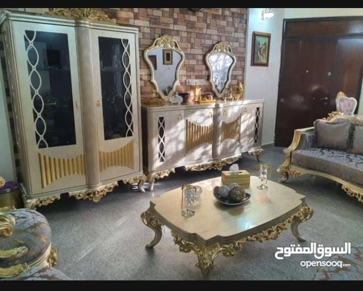 غرفة طعام للبيع ملكي تركي ماركة وليس تجاري من شركة القند نظافة فووول ممستخدمات     ماخذتهم  ٧ مليون اريدهم بخمسة مليون

 مكاني بغداد  للاستفسار راسلوني على الخاص او اتصال على الرقم ***********
