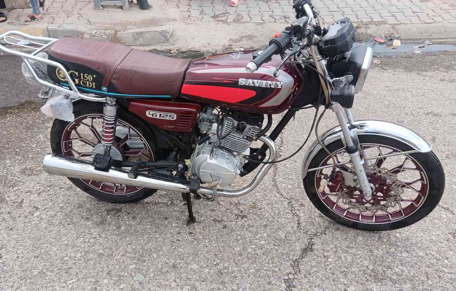 دراجه نامي برو للبيع موديل ٢٠٢٤ محرك بلادي  شغال كامل سعر ٥٥٠ وبي مجال للاستفسار مراسله ع واتساب ***********
