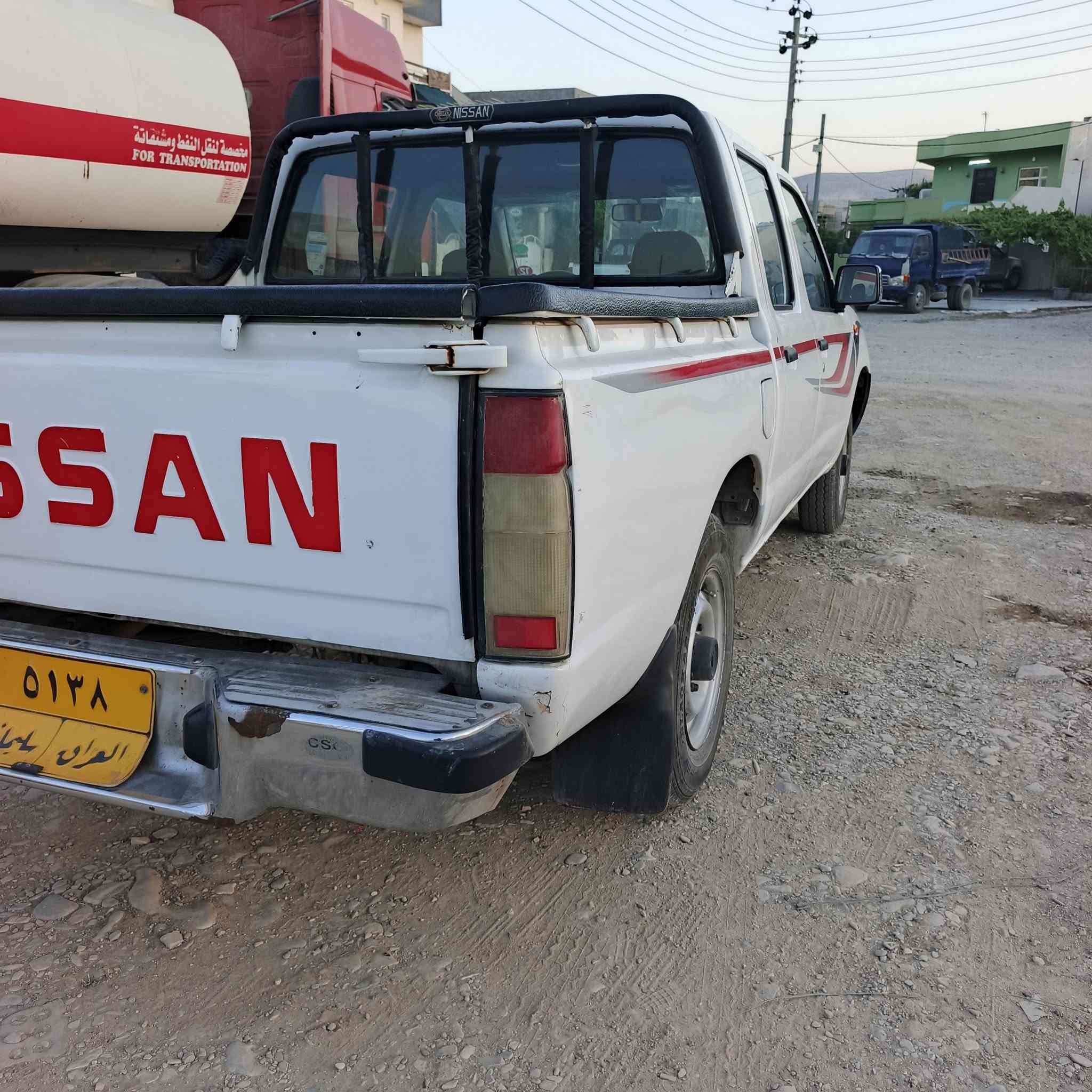 نیسان ٢٠٠٦ گێڕو مەکینە و ئەکسل بەشەرت ، هەزەی تازەیە ،٤ تایەی تازەیە، سەنەوی بەسەر چوە ، بۆیاخ کراوەتەوە لەسەر ساغی لە سلێمانیم ***********

