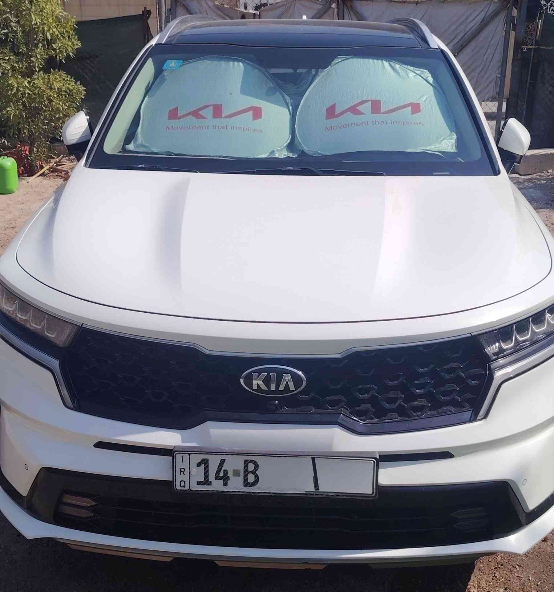 🚗 سيارة سورينتو خليجي
موديل 2021 

📍فول مواصفات 

نظيفة مڪفولة
  📟ماشية 64 الف

السيارة 7 راكب 
6 سلندر
3 قطع تبريـد
بصمتيـטּ
بصمة ابواب
منفذ شحن امامي خلفي مع منفذ Ups
شاحن لاسلڪي
گير ماوس 
سايد بريك دگمة
مانع انزلاق
حساسات
اربع وضعيات قيادة 
لدات امامي 
لدات داخلي
شاشة كبيرة
قياس ضغط الاطارات 
ويل 19
تحكمات ستيرטּ
تشغيل عـטּ بعد
اشاير بالمري
مثبت سرعة 
كشنات جلد
كشنات كهربائية 
فتحة بانوراما
كاميرا دوارة
صندوق كهربائي
بردات خلفية
وبيها هواي مواصفات

🚗السيارة مكفولة من كلشي فقط ملاحظات بسيطة 
استخدامها منزلي قليل
السيارة باسمي 
مداورة ثاني يوم
رقمها انكليزي  بصرة 

✍🏻السـ؏ـࢪ 288 وبيها مجال بسيط

📞للاستفسار اكثࢪ👇🏻
📱***********
