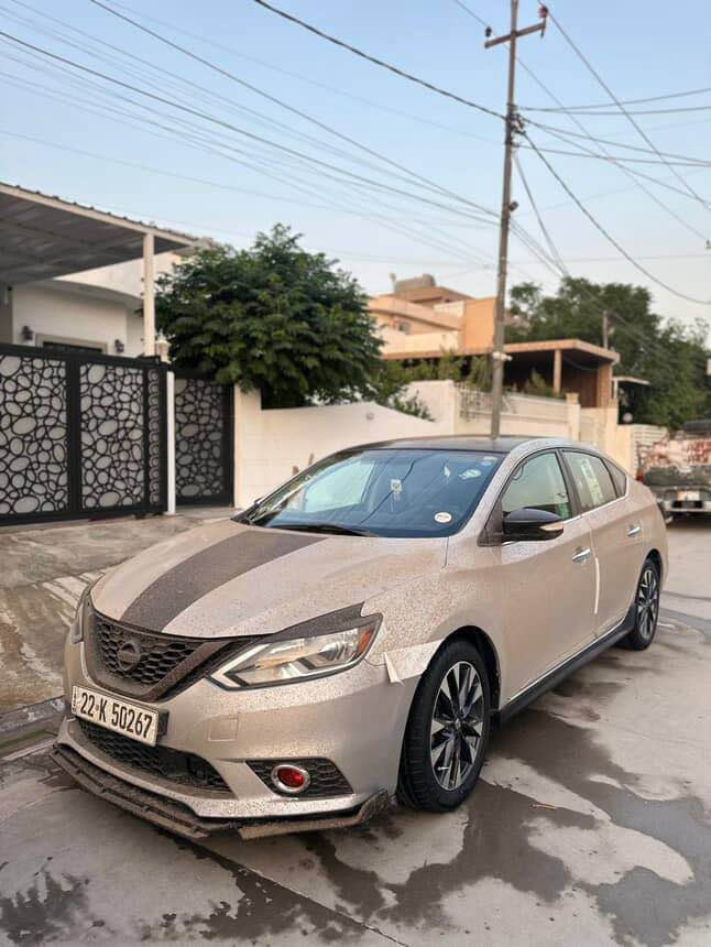 نيسان سنترا 2018 فول موصفات SR سلايت بصمه 
الضرر موجوده بلصوره بجم كبس محرك كير بشرط مكان سياره كركوك رقم تلفون  *********** السعر 105 بيها مجال كركوك, العراق
