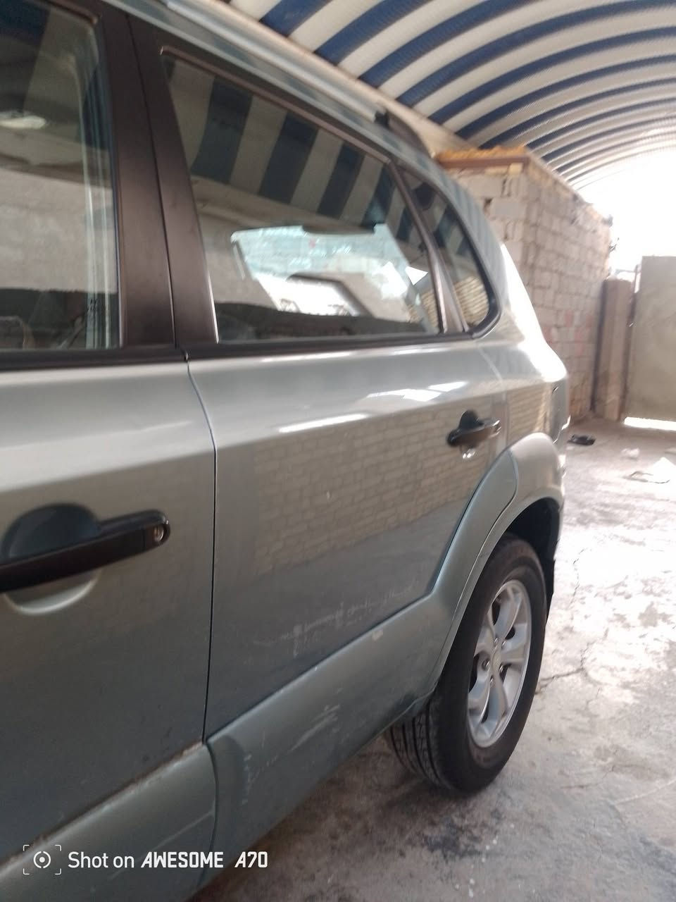 السلام عليكم 🖐️
هونداي توسان موديل 2009 خليجي مكفوله كفاله عامه 
 سيارة فول مواصفات 1/1 
محرك 4 سلندر
ماشيه 167الف
سقف فتحه 
كهربائيات كله شغاله 
تبريد تدفئه كله شغاله 
محرك مفتوح كير اوتماتيك 
مكفوله من التبديل والصبغ والضربه 
سيارة جاهزة على 24 حبايه 
السعر 130 وبيه مجال 
المكان الحمزه الغربي للاستفسار إتصال على الرقم 
***********
***********
