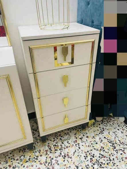 للبيع ٨ قطع غرفه نوم تركي سعر ٨٠٠ وبيه مجال ع خاص
حي الشهداء قرب جامع السلام
*********** بي واتساب
