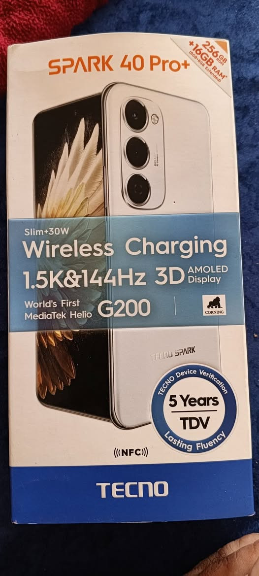 سلام عليكم تكنو سمارك 40ابرو ابلاص  الذاكرة 256 الذاكرة الداخلية 16 استخدام شهر 60 افريم سلاسه فول السعر 210 وبي مجال ***********واتساب
