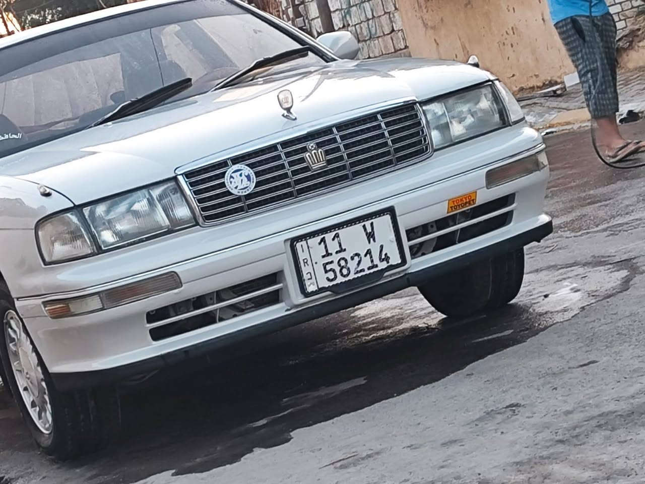 السلام عليكم  كراون بطه  منفصل  موديل 93  رقم انكليزي بسمي سياره  تبريد   خير من الله  كير ومحرك مكفولات سياره مكفوله من الضربه القويه   مصبوغه عام لجماليه    منضومه زنون  مراوح كهربائيه  لاغي الكلج كامره اماميه +خلفيه  مكانه واسط قضاء.     الحي.  السعر 60 وبيه مجال حك الجيه  اط***********
