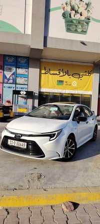 كورولا 2025 خليجي هايبرت فول مواصفات سياره جديده جدا عل وضع شركه ماشيا...