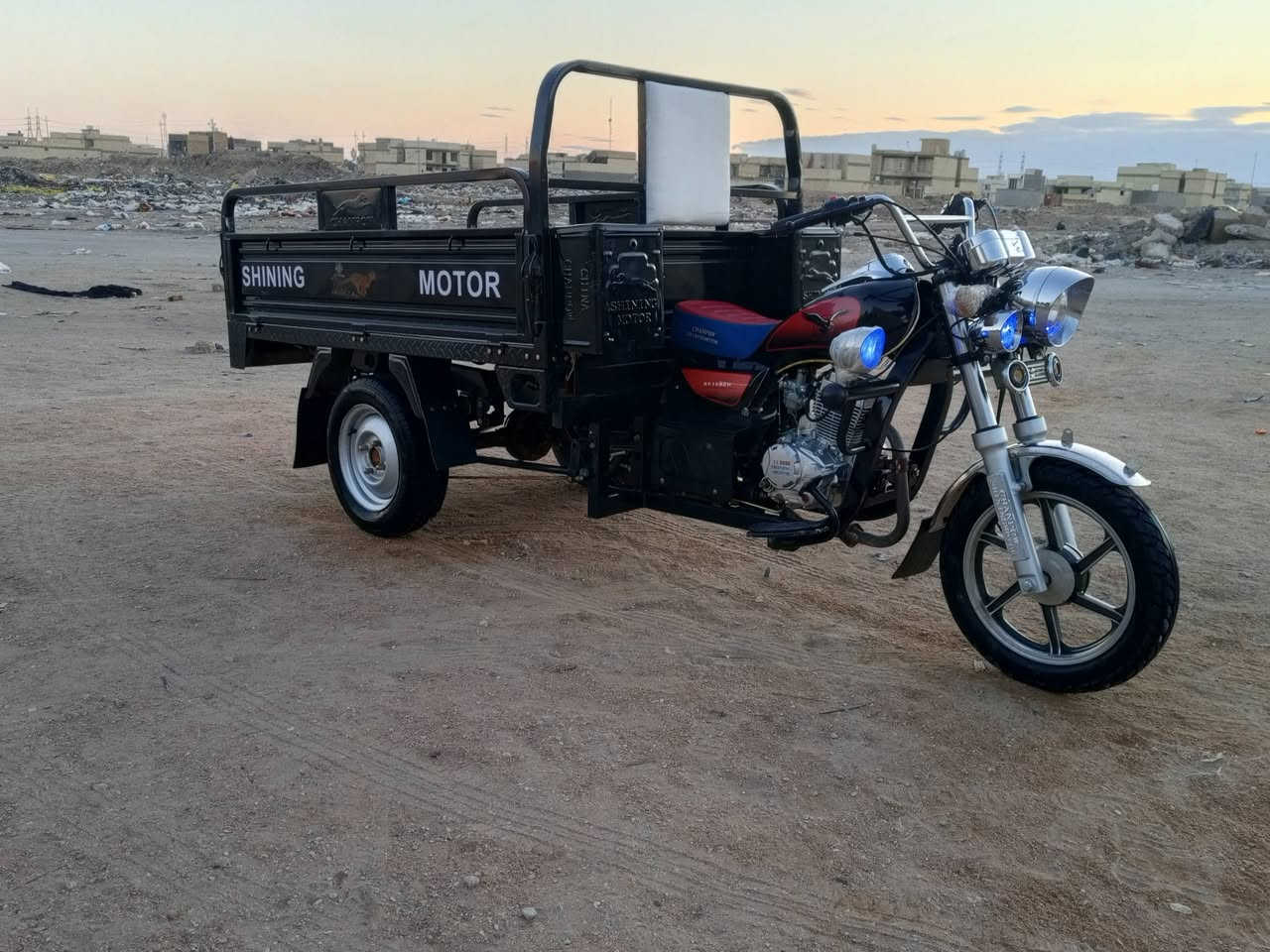 السلام عليكم ستوته للبيع موديل 23 مكفولة كفاله عامه مكتب حسين صارلهه شهرين من طالعه مكان كربلاء حي العامل مامتواجد ع خاص الشراي يتصل ع رقم ***********
