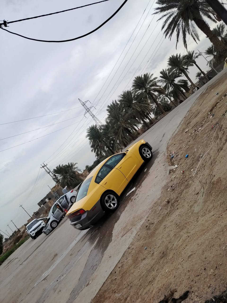 السلام عليكم
للبيع جارجر ٢٠١٤
سياره حلوه
داخل عسلي
تخم تاير
كير مكينه
حداديه اكسن
كله جديد
جاهزه السياره كل نقص ما بيها
قطرت اخياس ما بيها
خطها سماوه بصره
مكان السياره السماوه
رقم ***********
السعر ١٥٦ وبيها مجال لشراي

