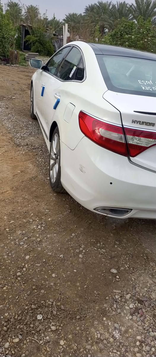 سلام عليكم   سونتا ازيره للبيع كامل  مواصفات  6 سنكدر  مكفول كير محرك  سياره حلوه نظيفه ضرره جاملغ خلفي بدون دواخل تحكمات ستيرن  كامل مواصفات  بصمه رقم شمالي شرط تحويل وفتحه بسقف  والهزه بعده ماساقطه  فول مواصفات سياره مشروطه مكاني بغداد  قضاء المحموديه  ناحية اللطيفية
*********** ***********   سعره خاص مامتواجد ع فيس تصال فقط
