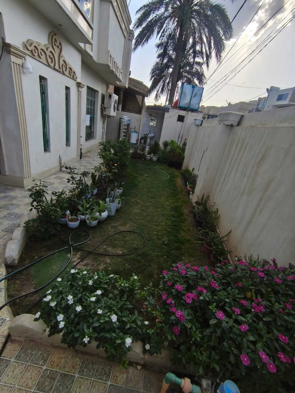💎🔹مكـ✯͜͡الدوحه𝄠ـتب▪️💎

((بسم الله الرحمن الرحيم))
🏡     🏘      🏚 

السلام وعليكم

#يوجد_بيت للبيع 

#العنوان  الفلوجة 
#في حي نزال قرب مدرسه وادي العقيق 

✅المساحة :  320م 
غرف عدد 4
استقبال 
صالة 
مناور 
مطبخ
صحيات  
  
                       #بناء 🧱 : طابوك 
      
     #شارع 🏞️⬆️⬆️ : 10م  

  #السعر_محدد_من_قبل_البائع 
           
        ⚖️⚖️   نوع الملك : طابو صرف تحويل مباشر  🏙 

            #السعر = 230 مليون  وبي مجال   

♦️الاستفسار 📥 عنوان المكتب شارع المنجزات قرب مجمع أحمد عريبي حي نزال

للاستفسار : مراجعة مكتب الدوحه 

  #السعر_محدد_من_قبل_البائع

💯علماً البيت جاهز للسكن🗣️
     
        ((شعارنا المصداقية)) 
،،،،،،،،،،،،،،،،،،،،،،،،،،،،،،،،،،،،،،،،،،،،،،،،،،،،،،،،،،،،،،،،،،، 
📬فقط ارسال المعلومات  على الواتساب او الاتصال على هواتف المكتب 

🤳متابعة الصفحه يصلك كل ماهوة جديد
⏪ملاحضه: السعرالعقار  يحدد من قبل البائع

  🏘️بيع وشراء الأراضي السكنية والزراعية وكافة

 العقارات🏘️🌐Anbar Fallujah_ الانبار الفلوجة🌐.

       ((««نستقبل هواتفكم على لارقام التالية»»           

***********  واتساب + اتصال 
***********    اتصال هاتفي كورك + واتساب
