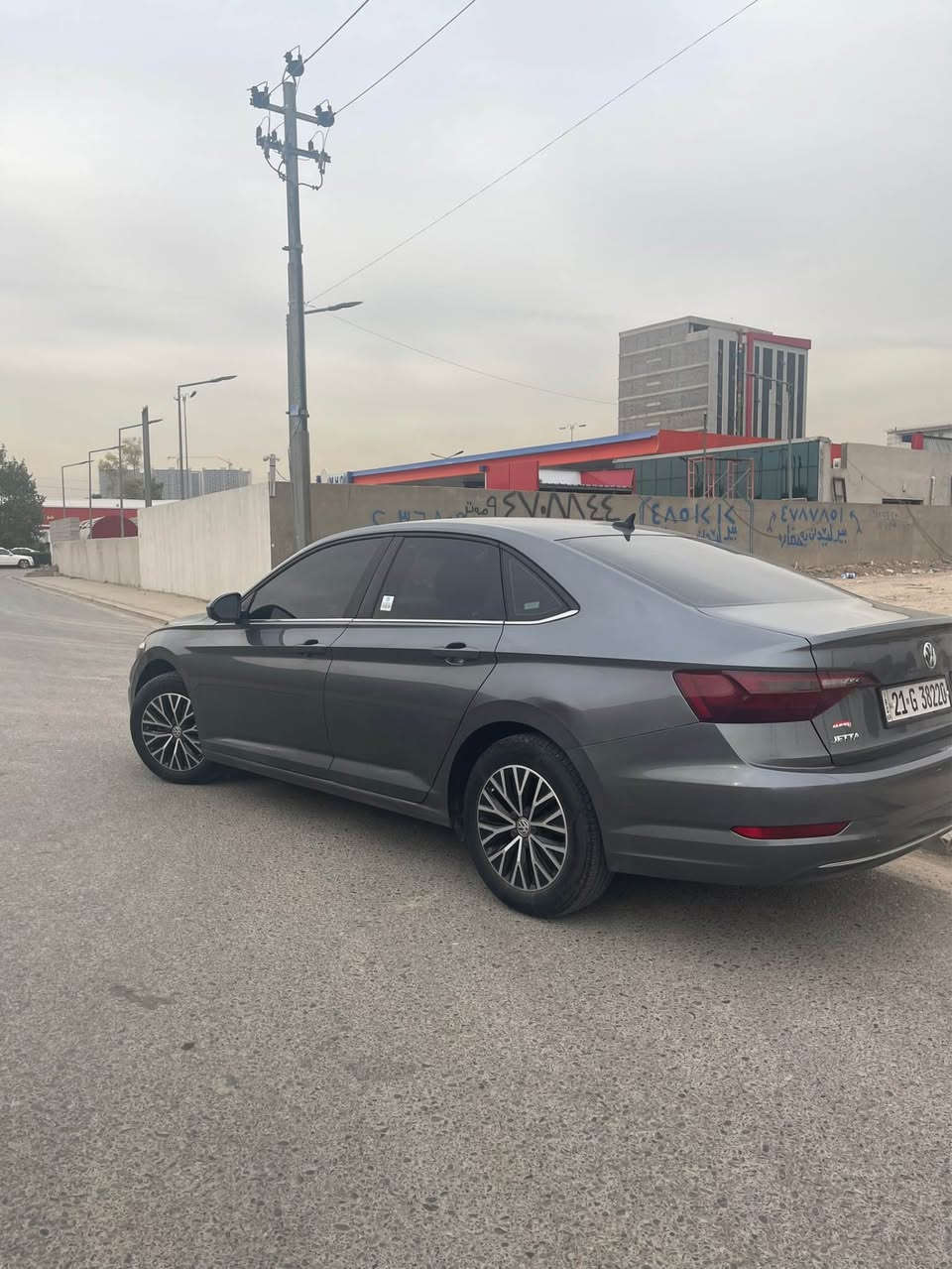 فؤلكس واگن جيتا 
موديل :٢٠٢١
مواسةفات:S سپؤرت 
نيوبونيت سبوخة بي ژؤري ايرباك كامل سيستةمة 
سةنةوي ژينگة هةمووي نوية 
شوين: هةولير 
واتسئاپ : ***********
١٢٩ مةجاليكي برايانة أربيل, العراق
