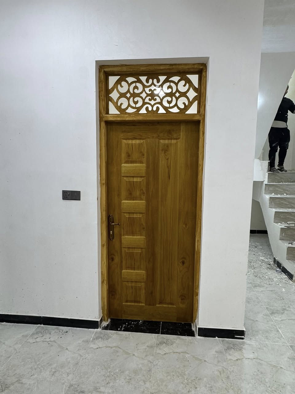 ‏سلام عليكم بيت للبيع العنوان الشعله مقابيل قطاع السابع المساحة 100 متر البناء جديد كامل￼ البناء طابوق السعر 92 أبوي مجال شي بسيط *********** علي￼
