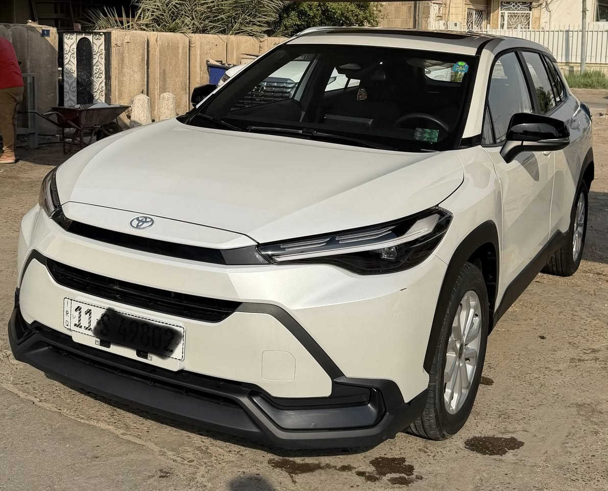 ✨ تويوتا كورلا فوتلاندر  2025 شكل 2026
فتحة سقف سلايد – شاشة وسطية – هاند برك كهرباء
محرك 2000 هايبرد – تبريد أمامي وخلفي+ 3 وضعيات قيادة
بصمة + دخول ذكي + تحكم مقود جانبين
رادار + تحديد مسار + مثبت سرعة 
عداد المسافة 13 الف
السيارة كفاله عامه من الصبغ البارد التبديل 
📍 العنوان: بغداد – الرصافة 
الاستفسار ***********
