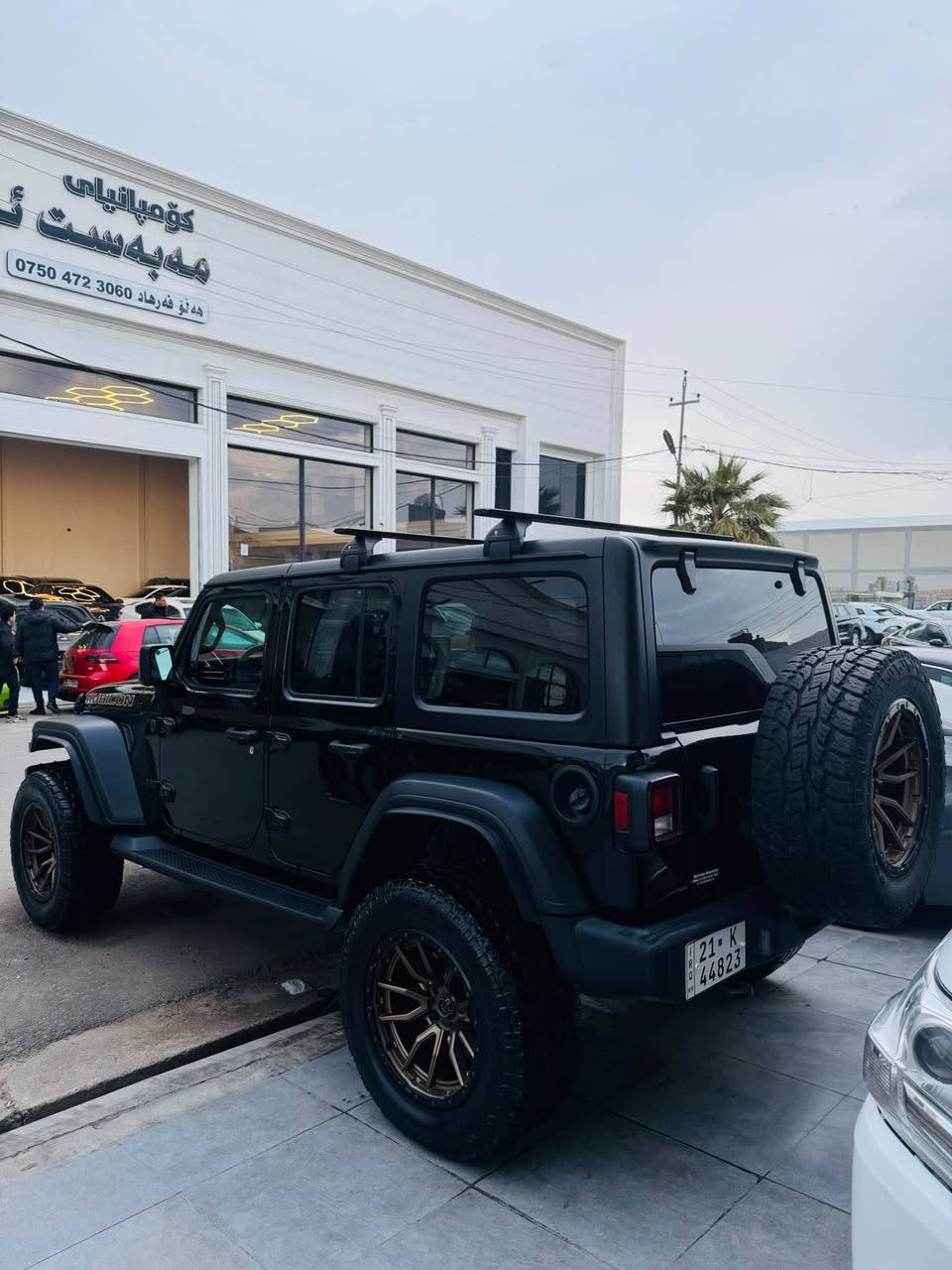 جیپ رانگلر ٢٠٢٣ ٦ پستن تنها یەک چاملغی دواوەی کلیری ئەمەریکایە هەموو گیانی بەشەرت 
دەبلی FOX کراوەتە سەر لە ئەمەریکا  ویل و تایی لە ئەمەریکا کاراوەتە سەر کتابی جام رەشی لەگەلە بەناوی  ***********خۆمانە أربيل, العراق
