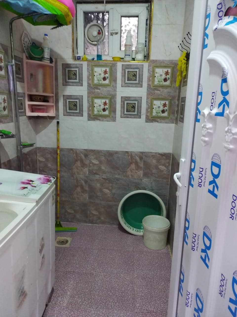 تحيه طيبه
وبعد

للبيع في حي الحسين
بغداد
بيت ١٥٠ م
٤ غرفه نوم وصاله كبيره ومطبخ وبالكون وبيتونة
بناء حديث
البيع والشراء بلنيه
والحمد لله
***********
واتساب
