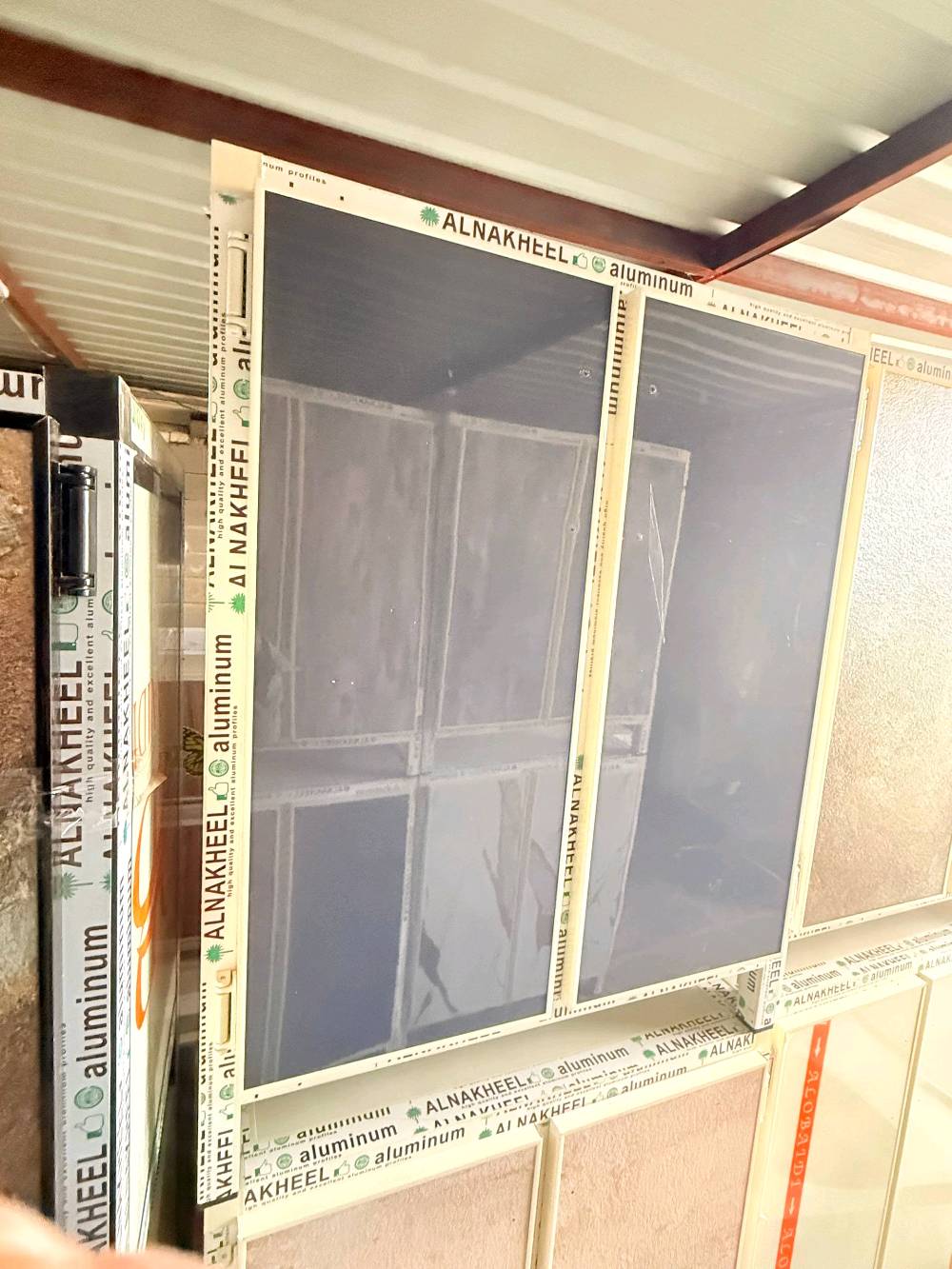 ✨ تريد ترتيب وفخامة بمدخل بيتك؟ ✨
جزامة الألمنيوم بلكامل تسكام
✔️ بوري صيني ألمنيوم عالي الجودة
✔️ رفوف الالمنيوم 
 ✔️ظهر الجزامة الالمنيوم 
✔️ 4 خانات

📏 القياسات:
ارتفاع متر / عرض 80 سم / عمق 30 سم

 
🚚 توصيل سريع:
بغداد مجانا 
جميع المحافظات 10 آلاف