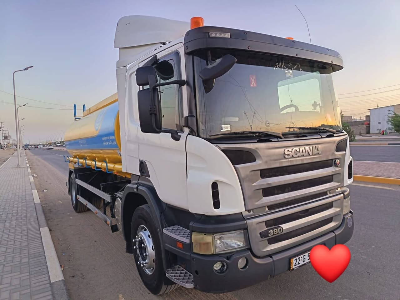 سلام وعليكم سكانيه لبيع 2007 رقم اربيل بسمي فحص هزه كله جديد شاصي بلادي تانكي جديد حديد الابيض مغلون زيرو مكينه انجكتر 6 كير الف سبرنك امامي مكفوله العنوان بصره /***********

