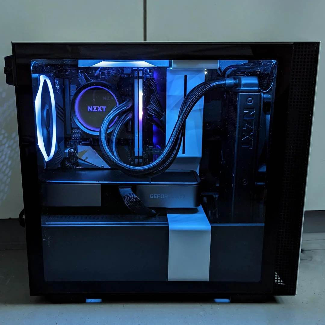 کارتێکی کە هیچ ماندوونەکراوە

0750 788 11 69 أربيل, العراق
