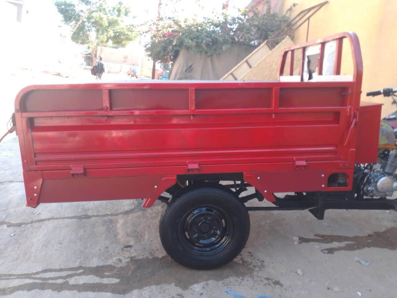 السلام عليكم ستوته للبيع موديل 15 بيها ماكينه 25 مقفوله كفاله عامه مكان كربلاء حي الغدير ستوته حلوه ونظيفه كل شيء ما عايزه تشتغل سلف كهربائيات كلها شغاله ما متواجد على الفيس الرقم ***********
