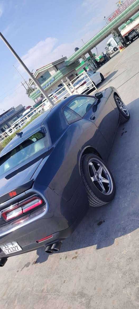 السلام عليكم
دوج جالنجر للببع بدون مراوس sxf موديل 2016
مواصفات السيارة
حساس خلفي تحكم ستيرن
كشن جلد تدفئة +تبريد
ستيرن تحكم كهرباء
مراية وسطية عاكسة الإضاءة
كشن كهرباء + بصمة أبواب
تبريد خلفي+بصمتين وياها
شاشة كبيرة
ستيرن تدفئة
هيتر مراية جانبية
حاكية بلوتوث
كامرة دوارة
لايت زنون
ويل 20 توسايز ++++
السيارة باسمي تحويل ثاني يوم مباشر
رقم سنوية هزة كلة جديد
صدر امامي وخلفي جديد
تخم تاير جديد تو سايز قبل شهر شادهن
حجر البيئة بلادي
محرك كير اكسل كفالة
السيارة ماشية 106 ميل
السيارة بدون دواخل
حاث السياره رافقة بل منشور
وهنا بل عراق صار بيها طخة بسيطة بل باب عكس السايق
صار بيها صبغ
سيارة جاهزة من كل النواحي
سعر السياره  143 وبيها مجال
رقم الهاتف ***********
