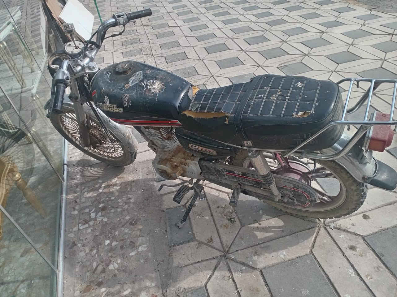 السلام عليكم دراجه للبيع أصولي
مكان النجف السعر اتصال ع هذا الرقم واتساب او اتصال ‏‪***********‬‏
