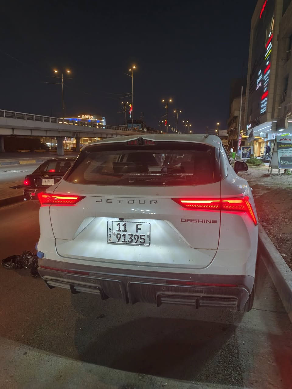 داشنك ٢٦ ماشيه الف مرقمه كامله بعدها ع وضع الشركه عنوان شارع فلسطين والسيديه للاتصال *********** السعر٢٥ مليون
