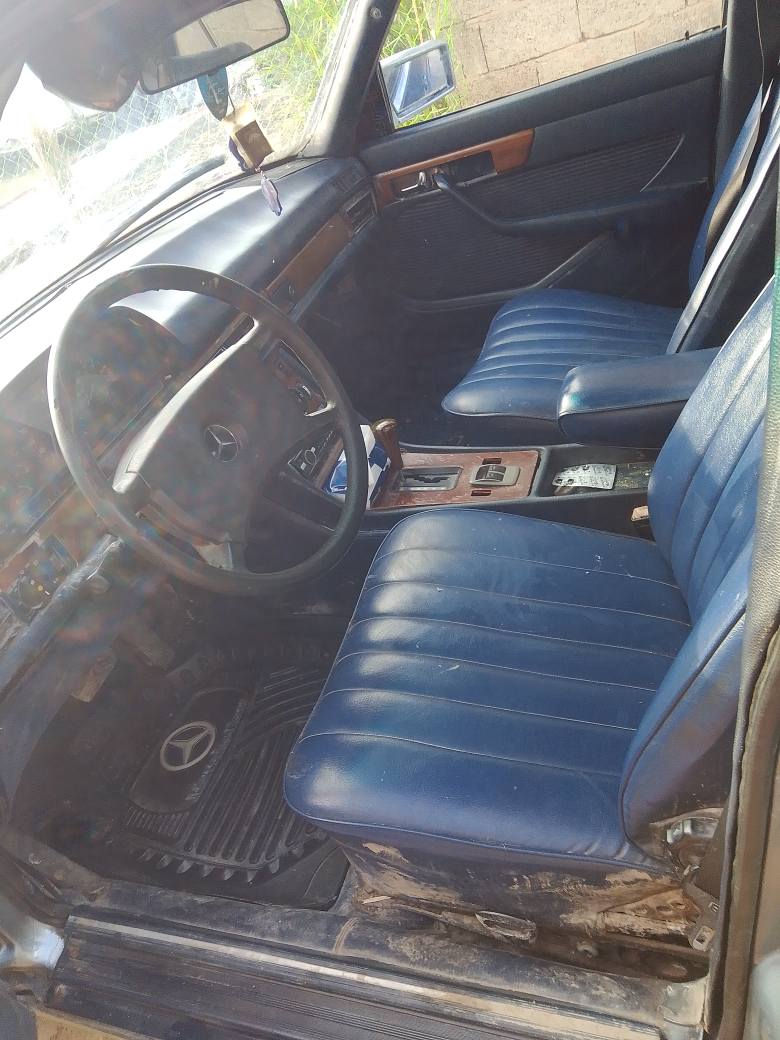 سلام عليكم مارسدس رئاسي مكينه وكير ففتي شرط تخم تاير حداديه تبريد جاهزة مكفوله من الضربا صبغ جماليه رقم نكليزي بسمي السعر 50مكاني الناصريه المركز ***********اتصال وتساب ناصرية, ذي قار
