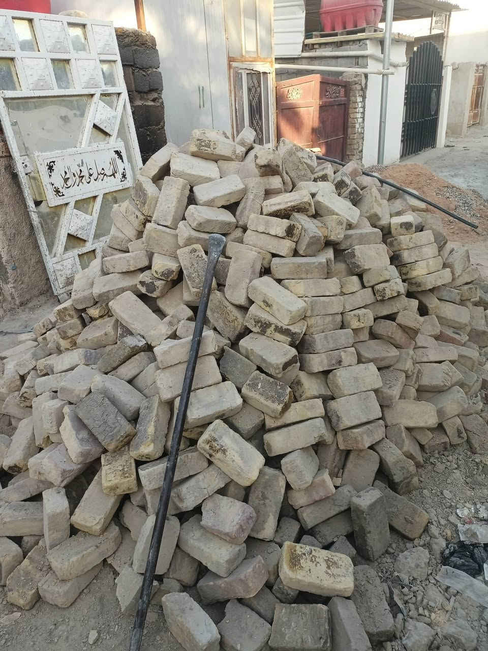 السلام عليكم ورحمه الله طابوك لبيع 2000طابوكه
المكان بابل ابو خستاوي سعر مناسب 
***********
