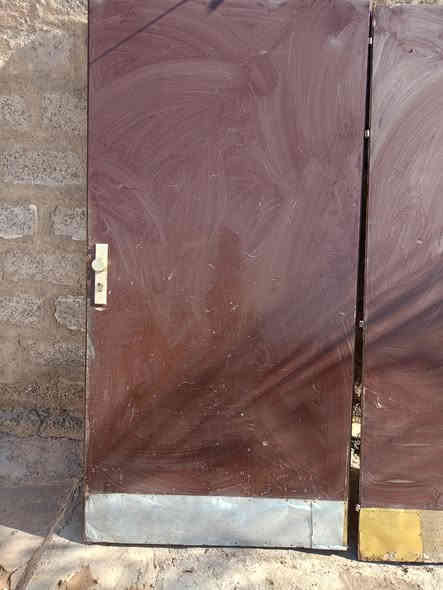 بوب خشب للبيع بدون چراچيب عدد6نضافه فول ***********
