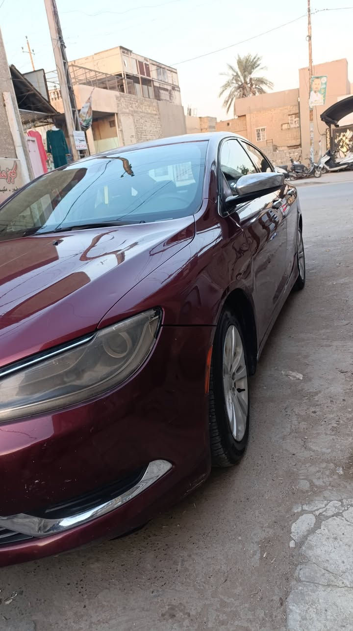 السلام عليكم سي 200
موديل 16 لمتد
محرك 2400
كير ماوس تحكم ستيرن 
تبريد قطعتين
السيارة بدون حادث بالعراق
ضررها مال امريكا واكع شي عالقمارة 
صور الضرر مرفقه بالمنشور
رقم بغداد سنوية باسمي
مكان السيارة بغداد الدورة الميكانيك 
السعر 95 ومجال بسيط
رقم الهاتف ***********
